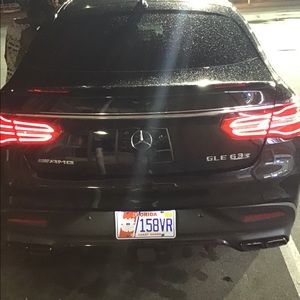 Meet your Posher, Beenie